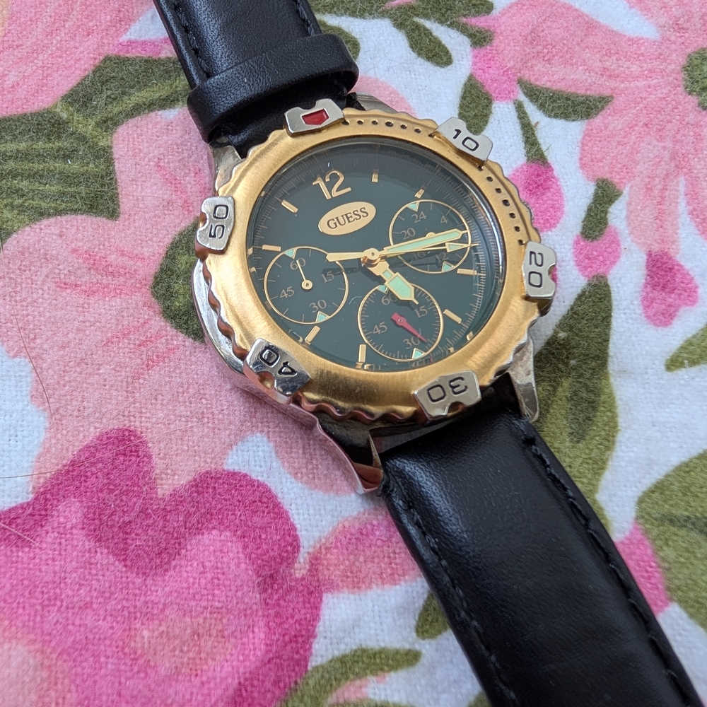 Vintage Guess Watch Chronograph Watch 3 Dials New Leather Strap With Batteries